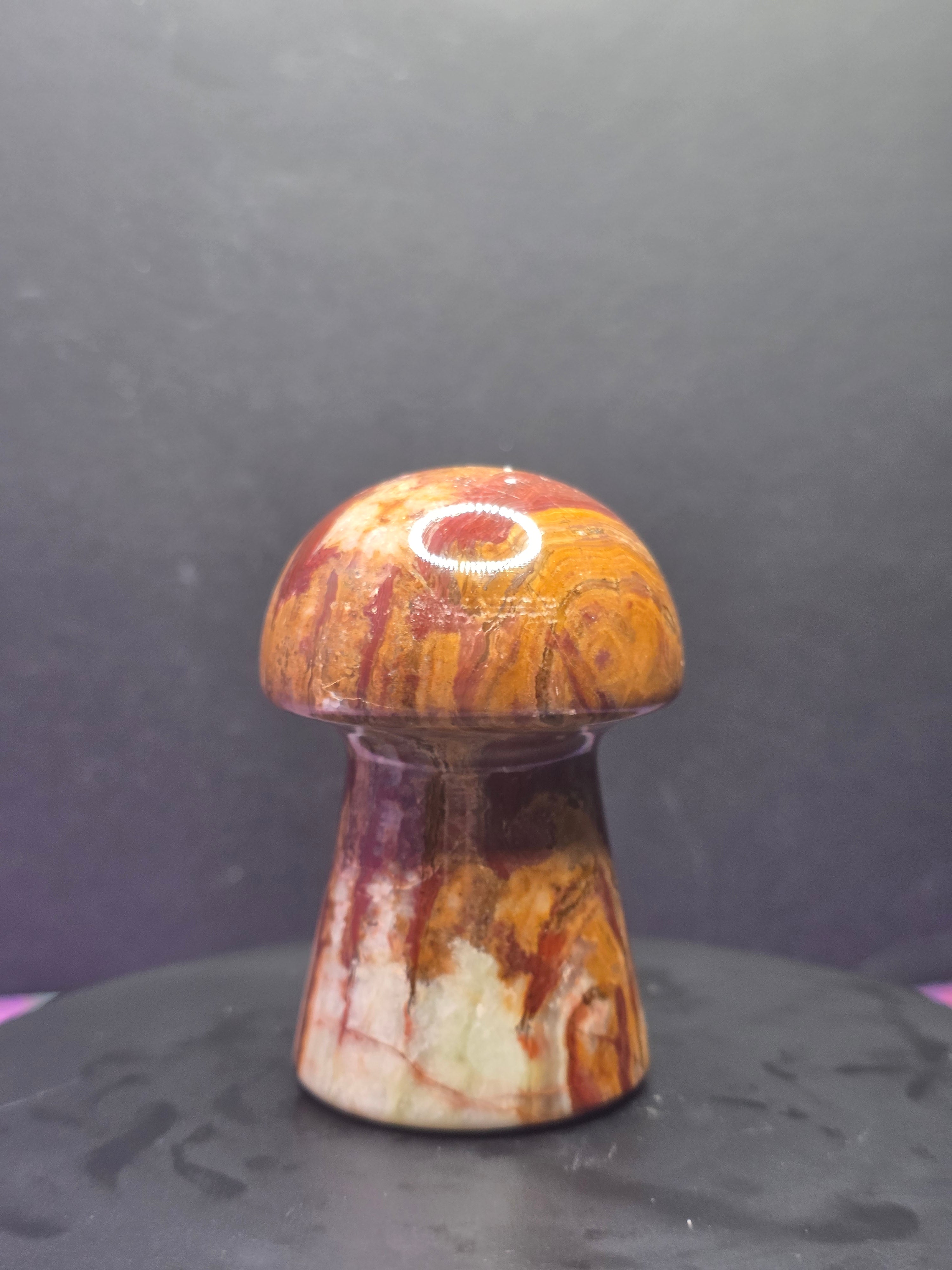🍄 Onyx Mushroom Carving C