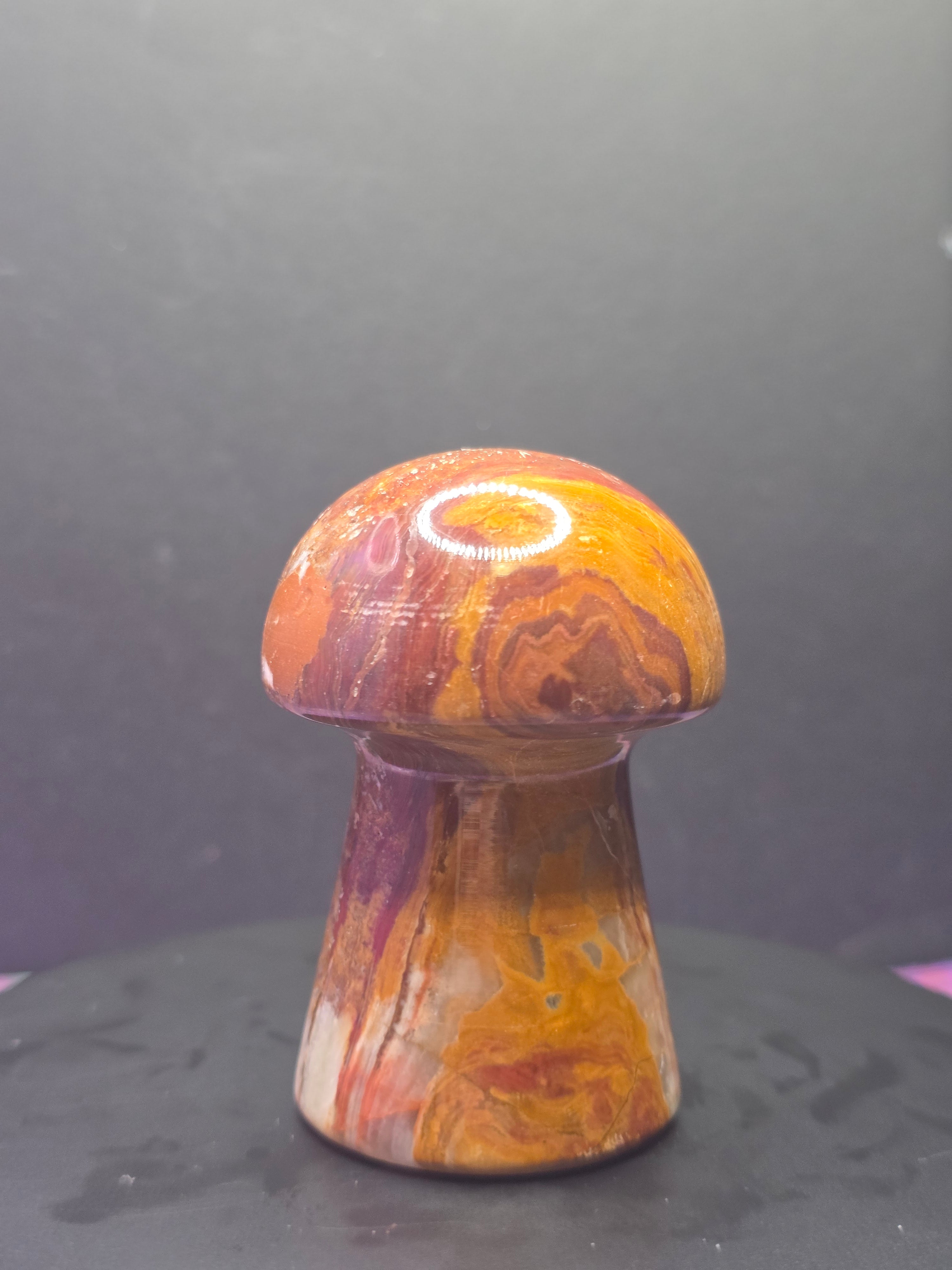 🍄 Onyx Mushroom Carving C