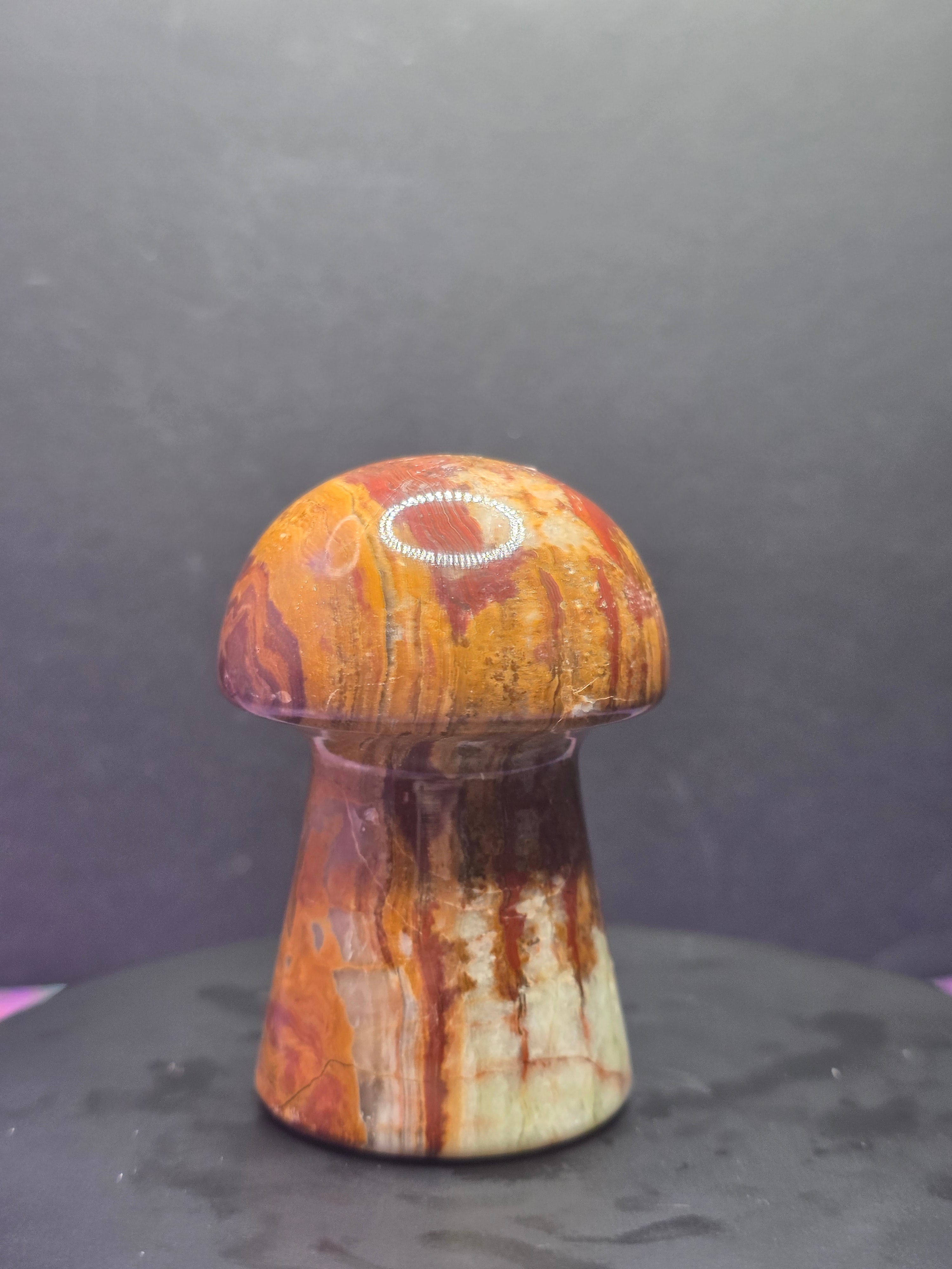 🍄 Onyx Mushroom Carving C