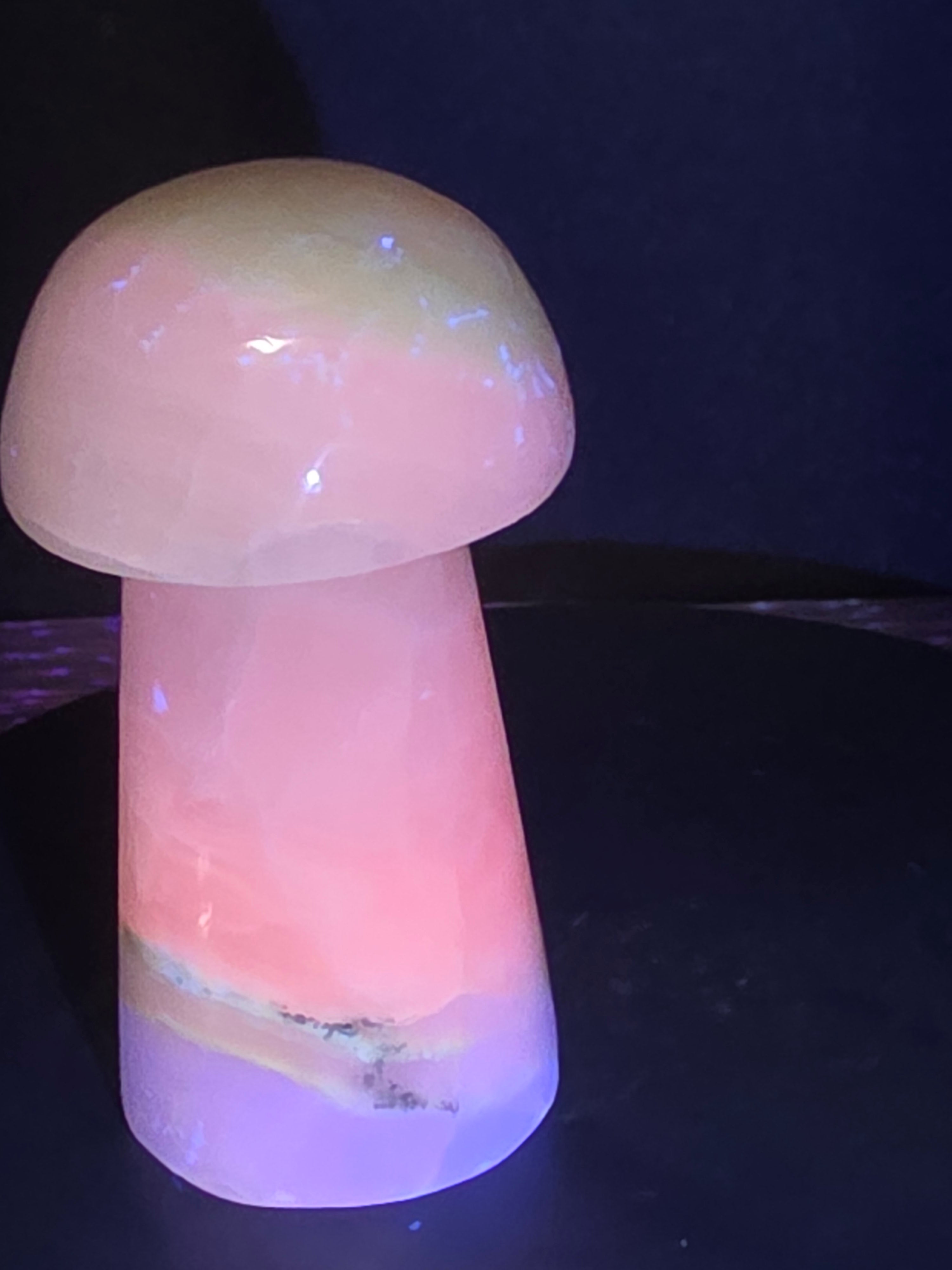 🍄 Pink Mangano Calcite Mushroom Carving B