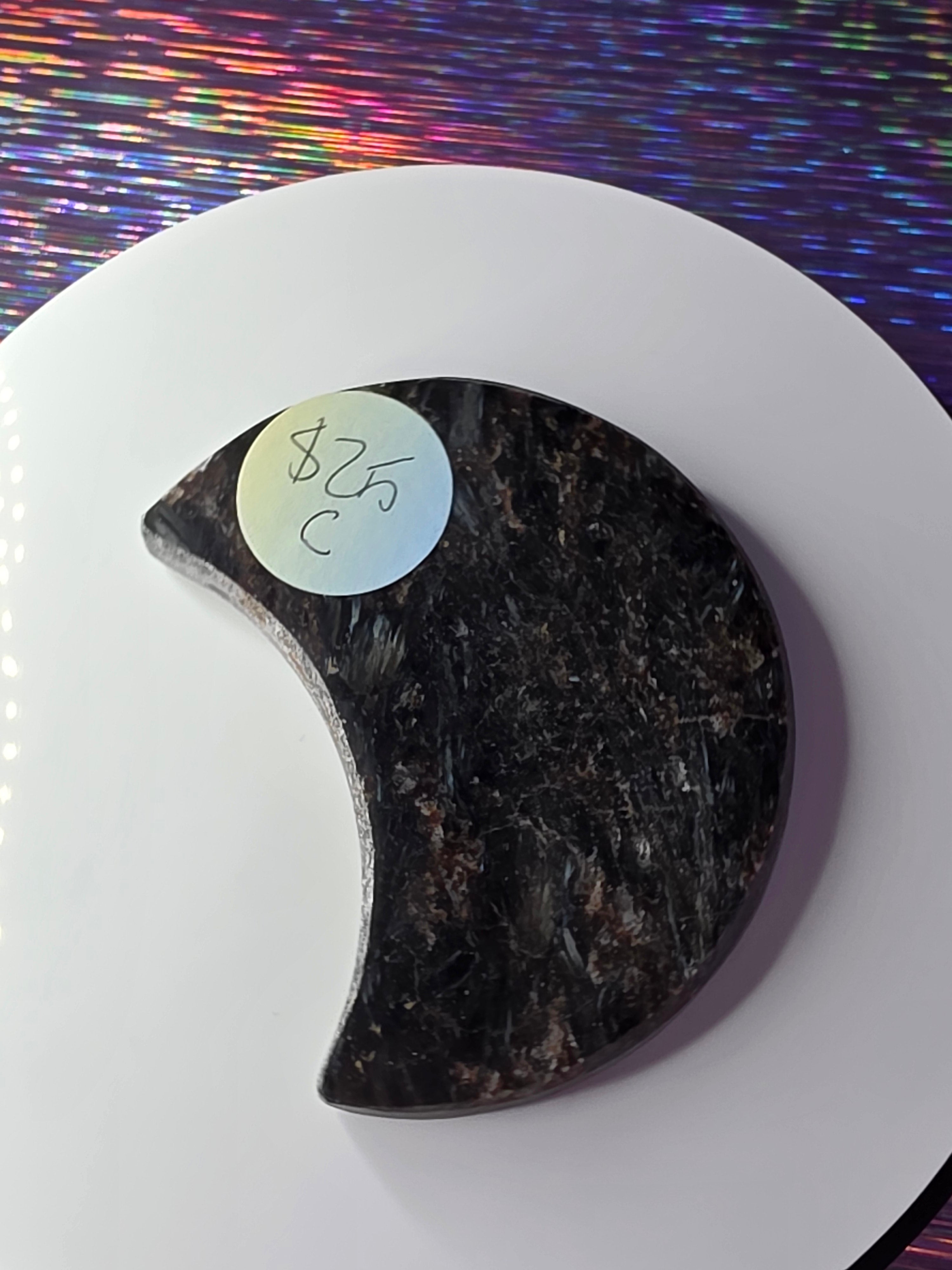 Arfvedsonite with Garnet Moon C