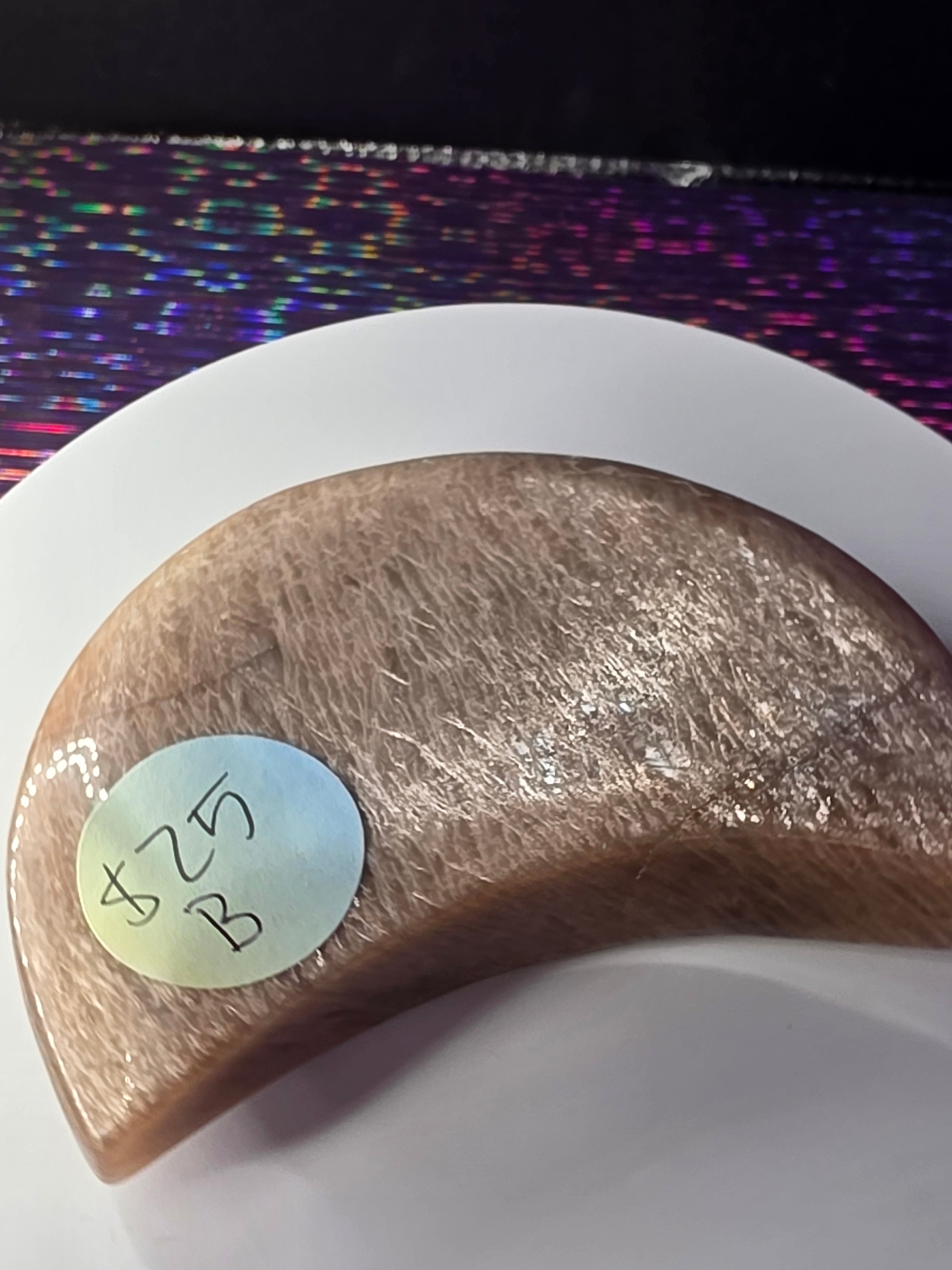 Peach Moonstone Moon B