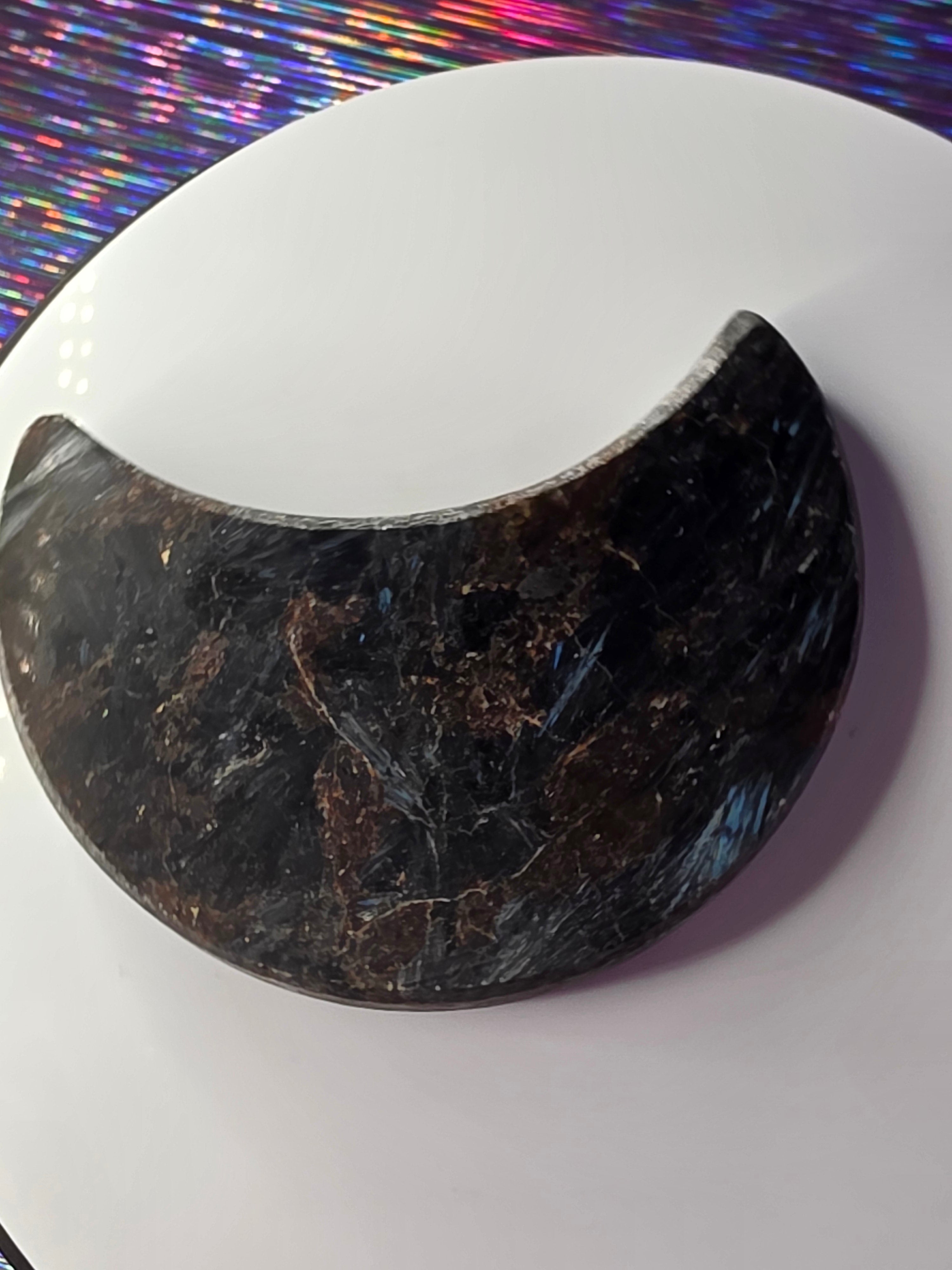 Arfvedsonite with Garnet Moon E