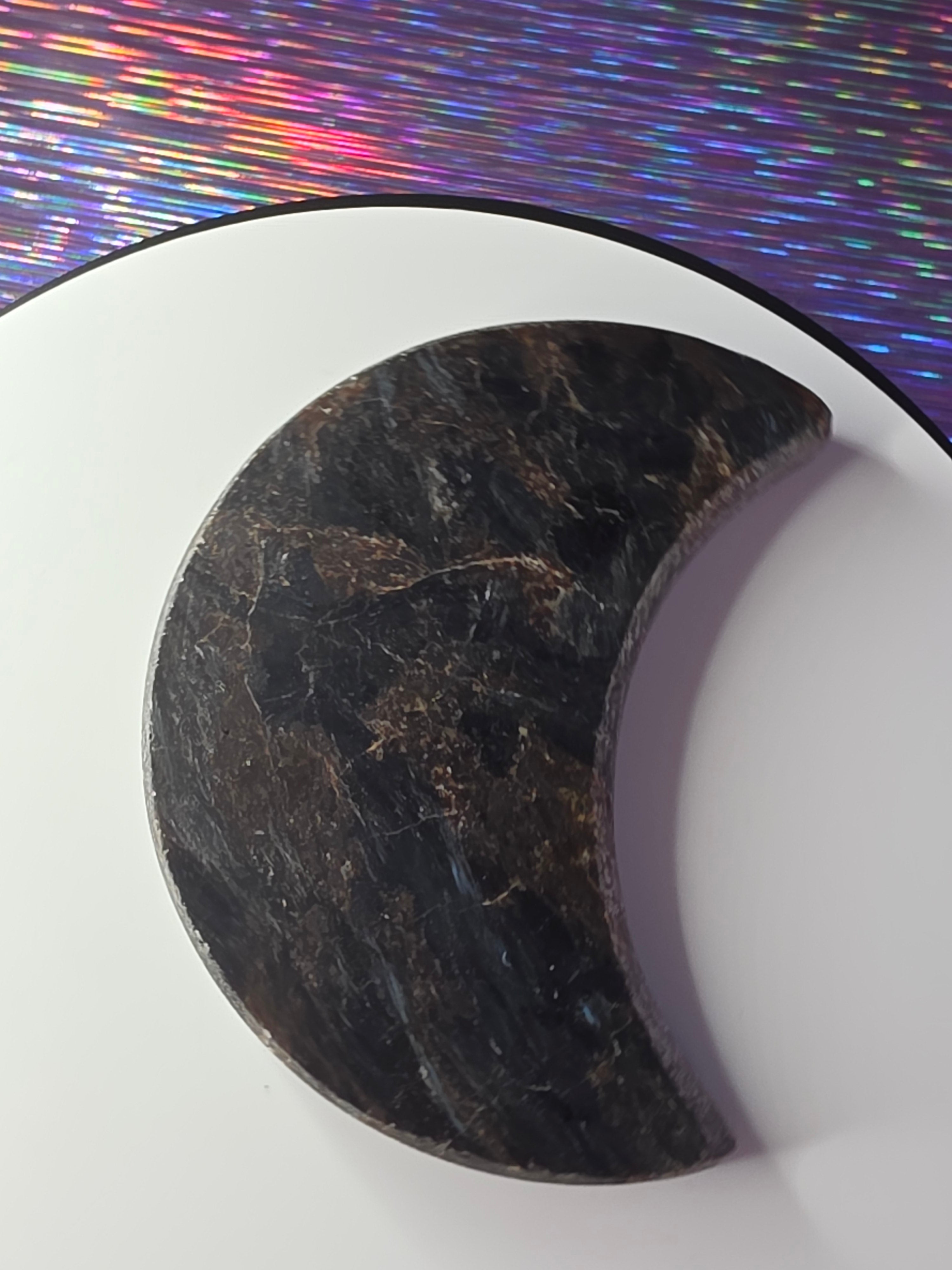 Arfvedsonite with Garnet Moon E