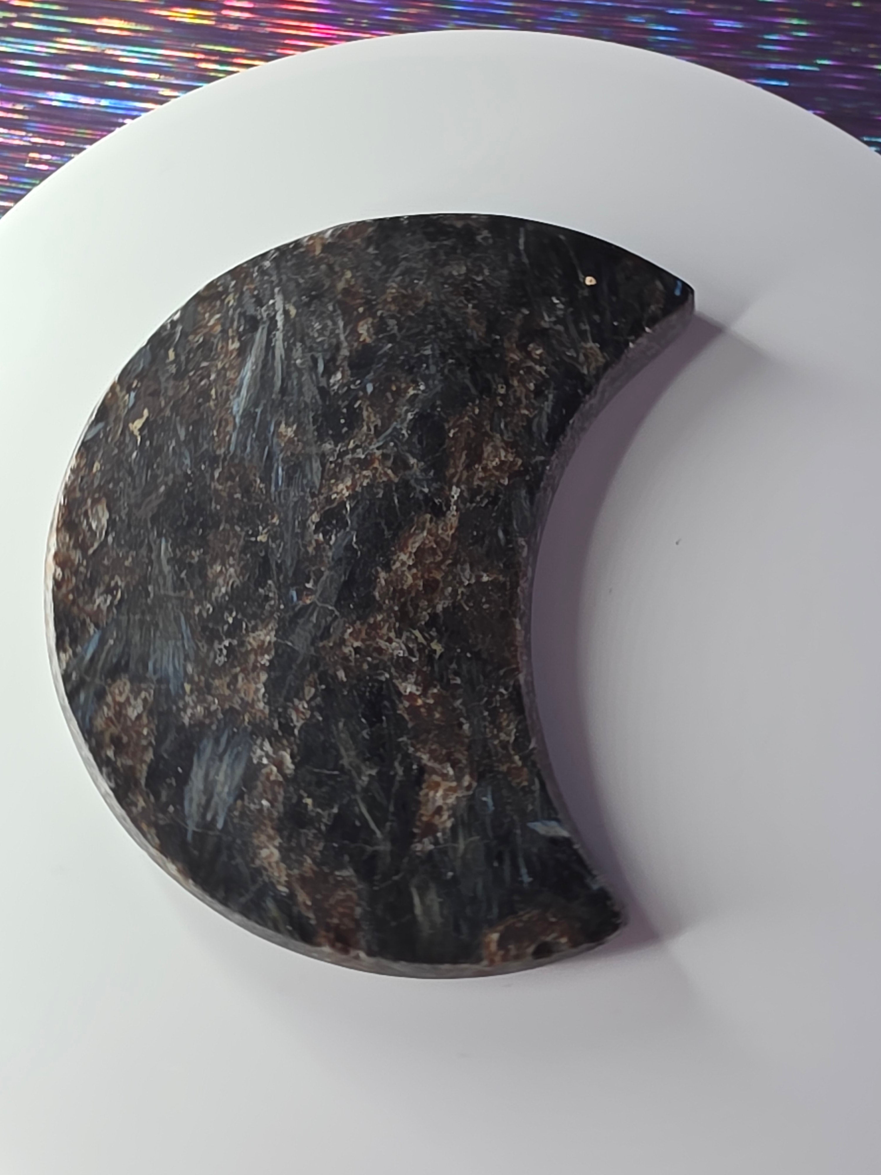 Arfvedsonite with Garnet Moon C