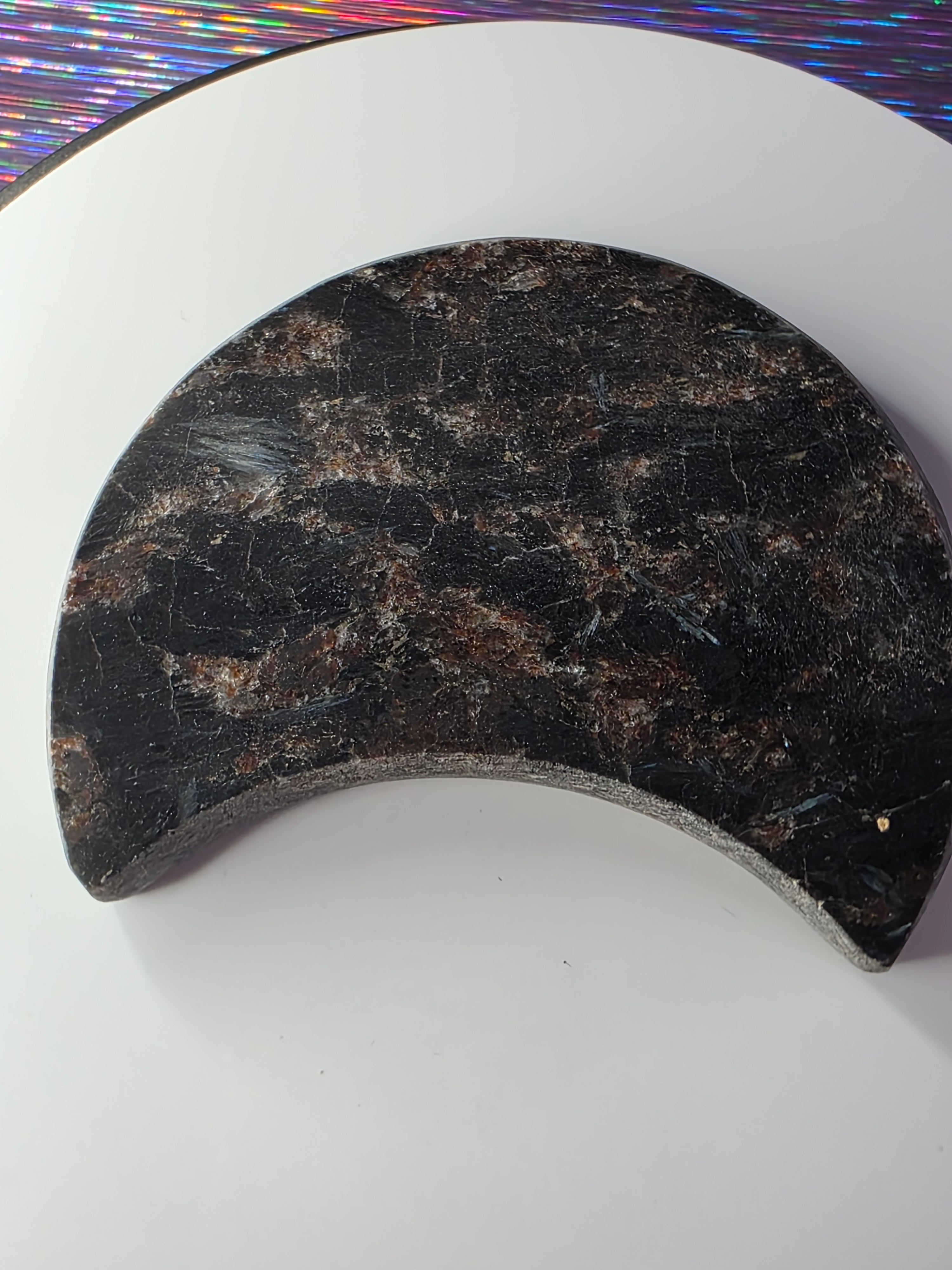 Arfvedsonite with Garnet Moon C