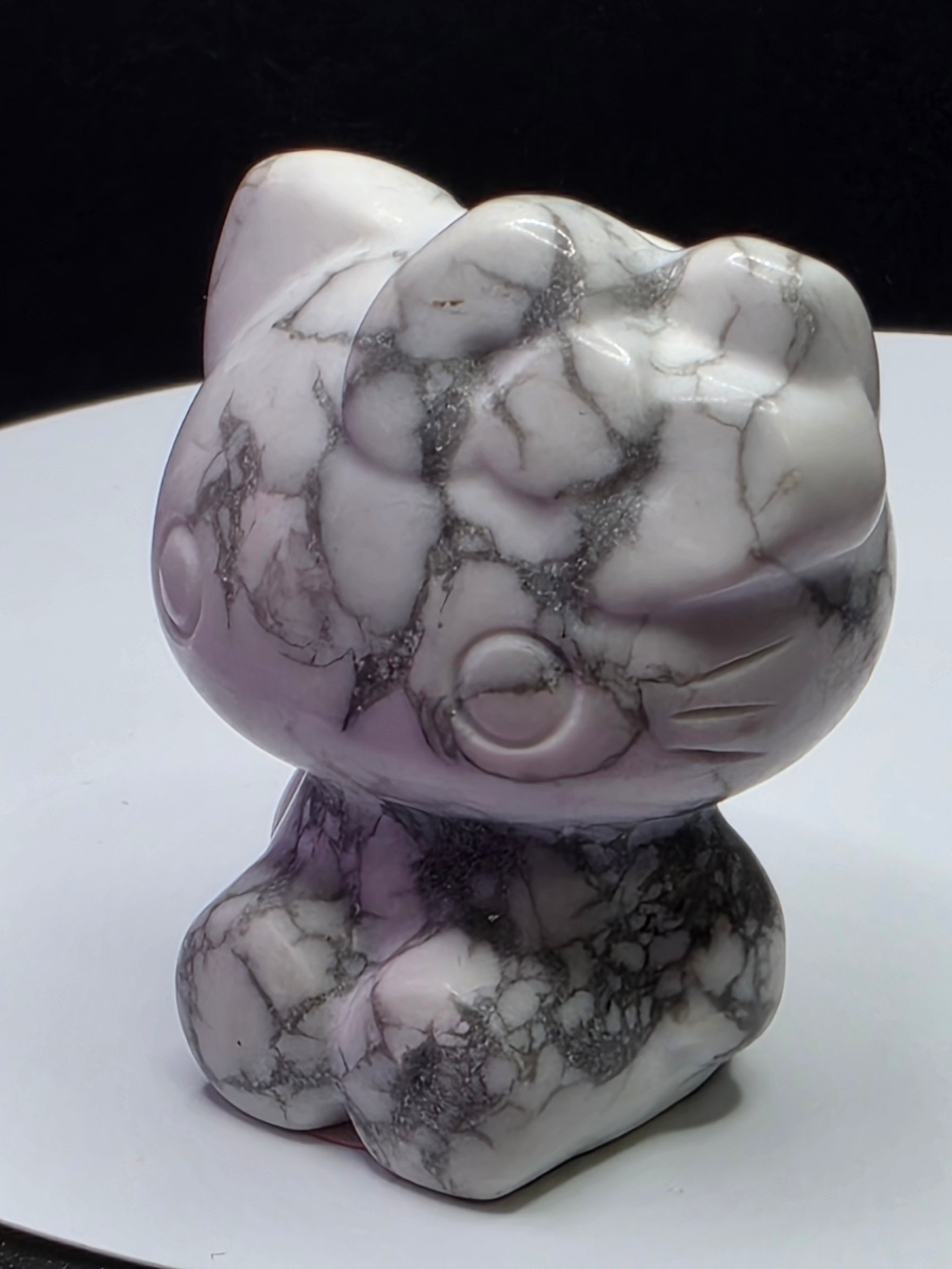 Howlite Hello Kitty B