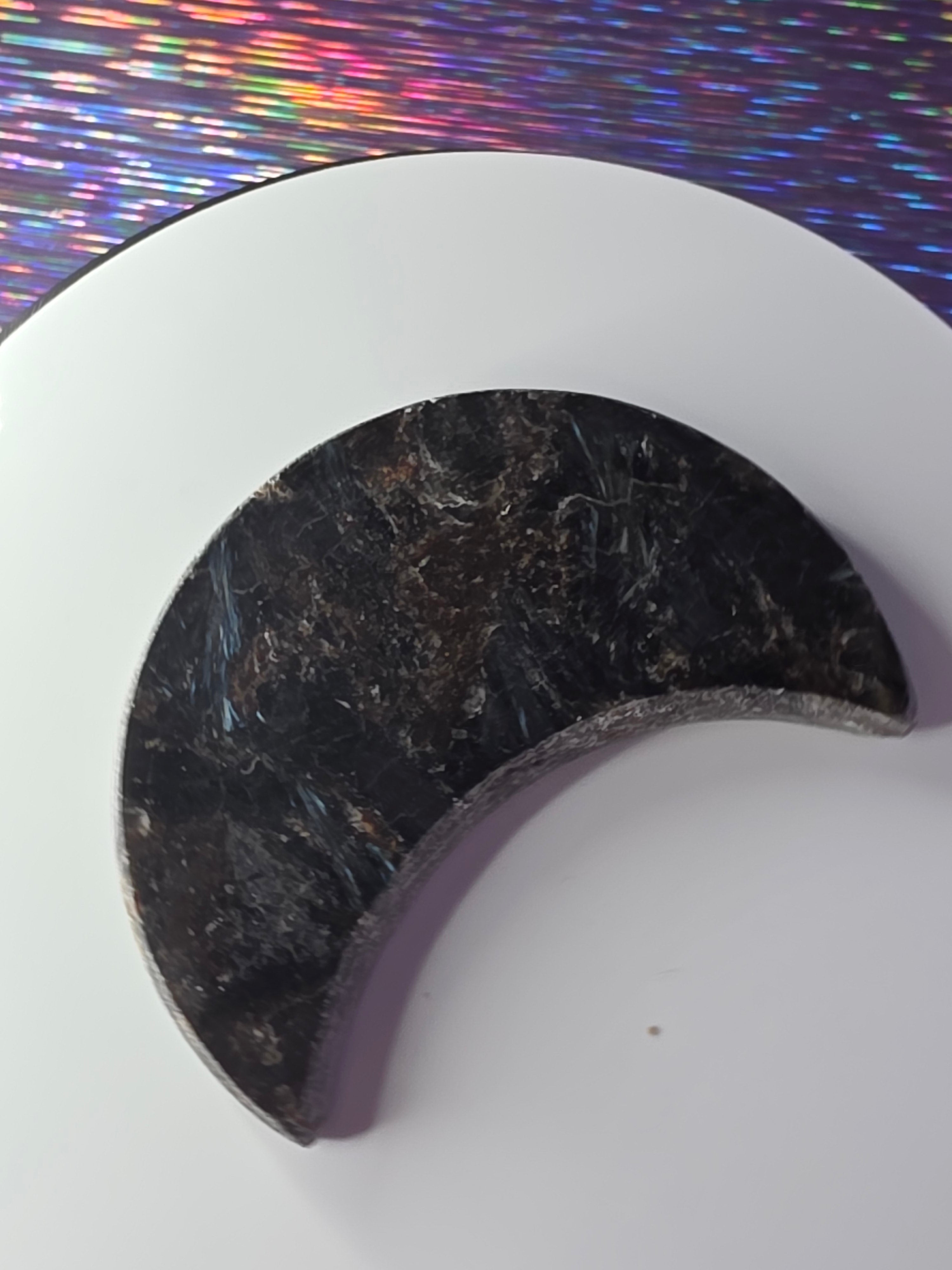 Arfvedsonite with Garnet Moon B