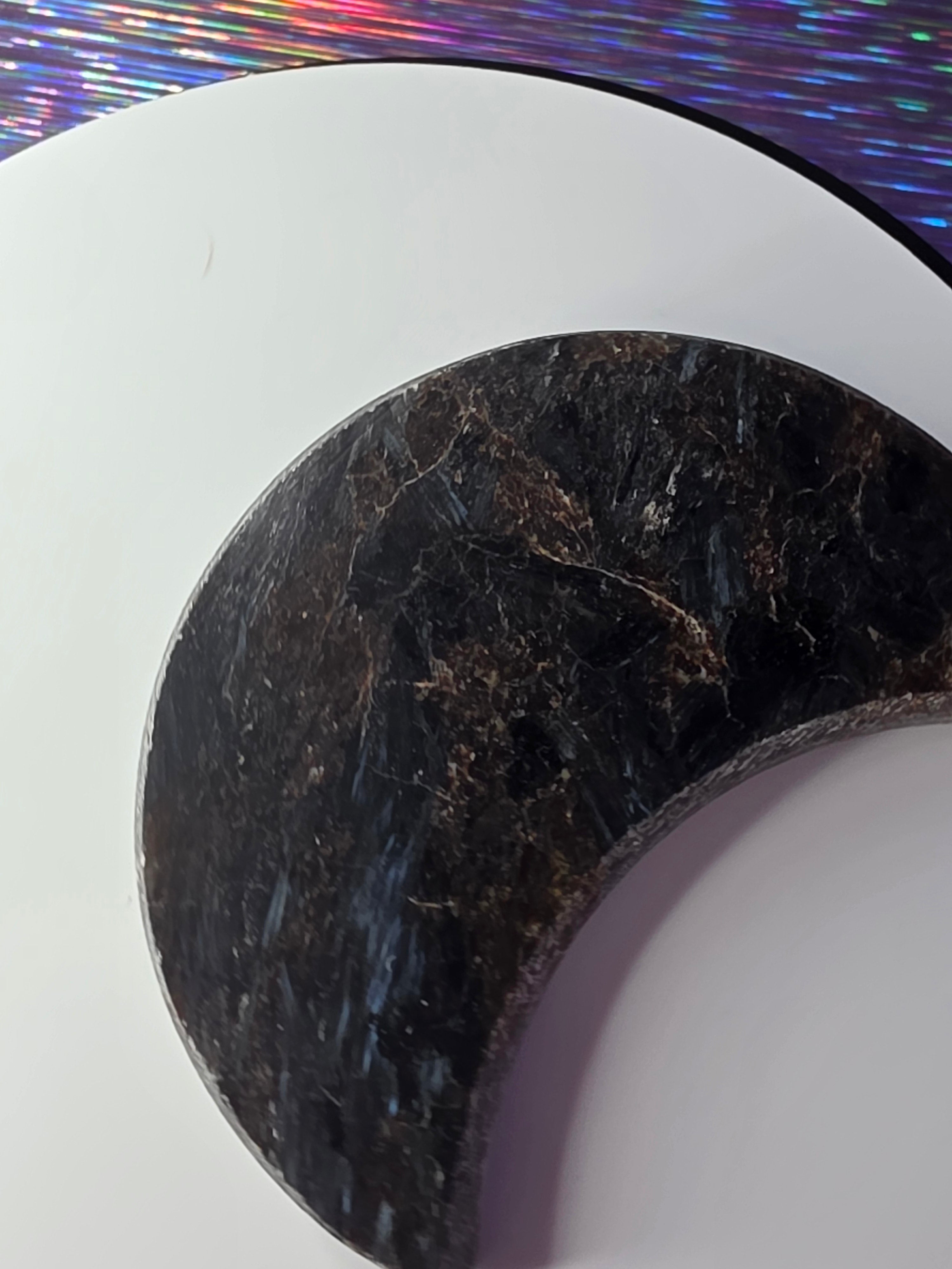 Arfvedsonite with Garnet Moon E