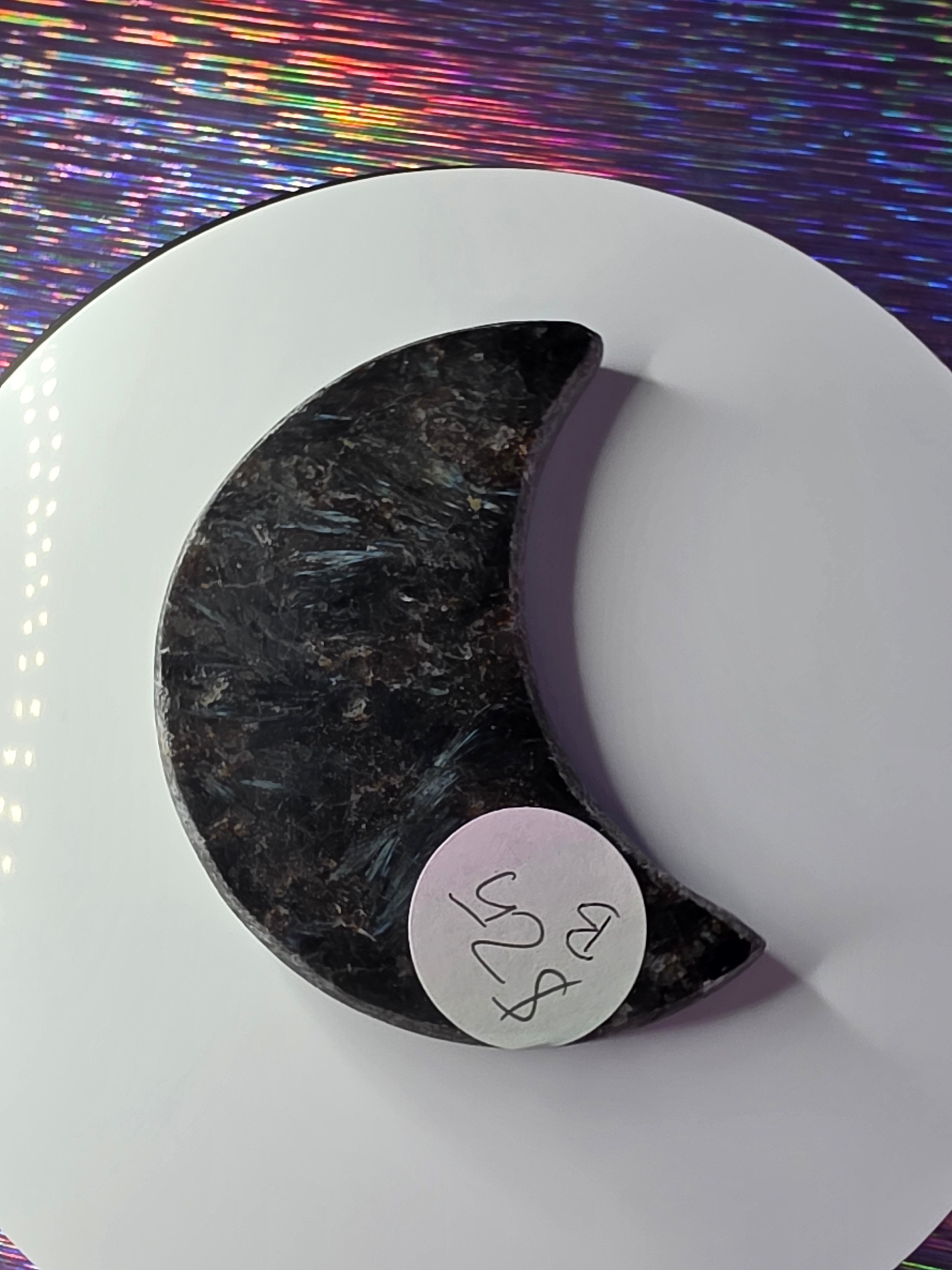 Arfvedsonite with Garnet Moon B