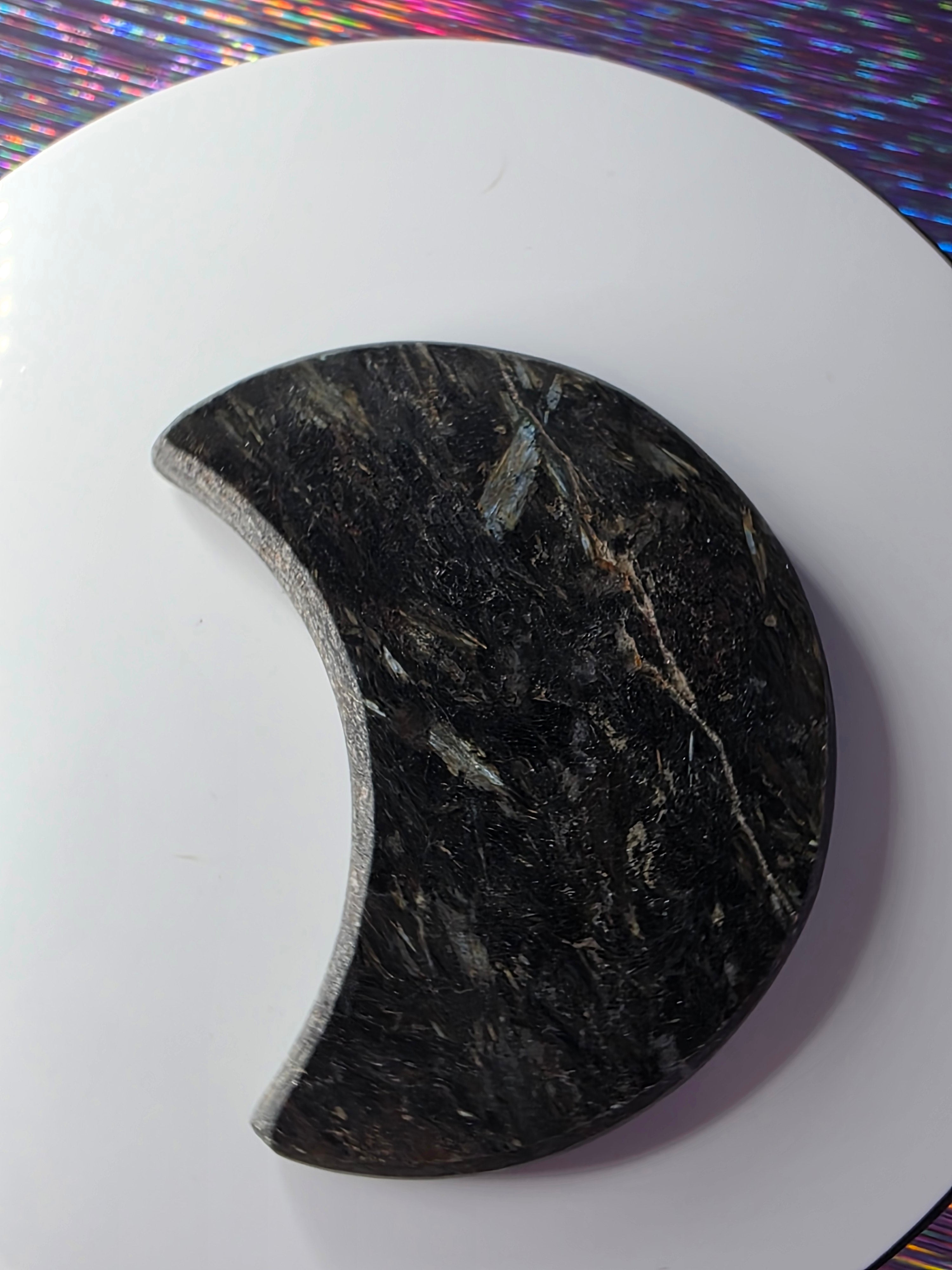 Arfvedsonite with Garnet Moon F