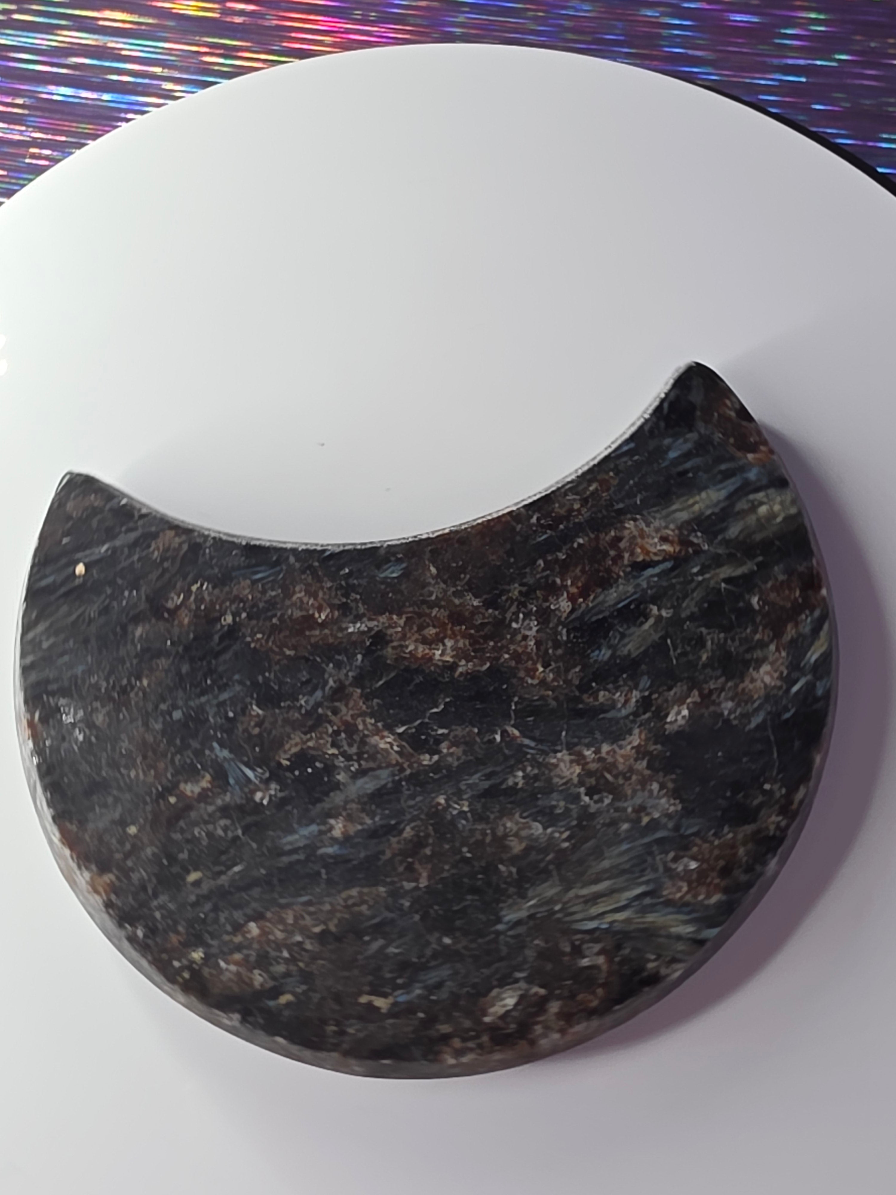 Arfvedsonite with Garnet Moon C