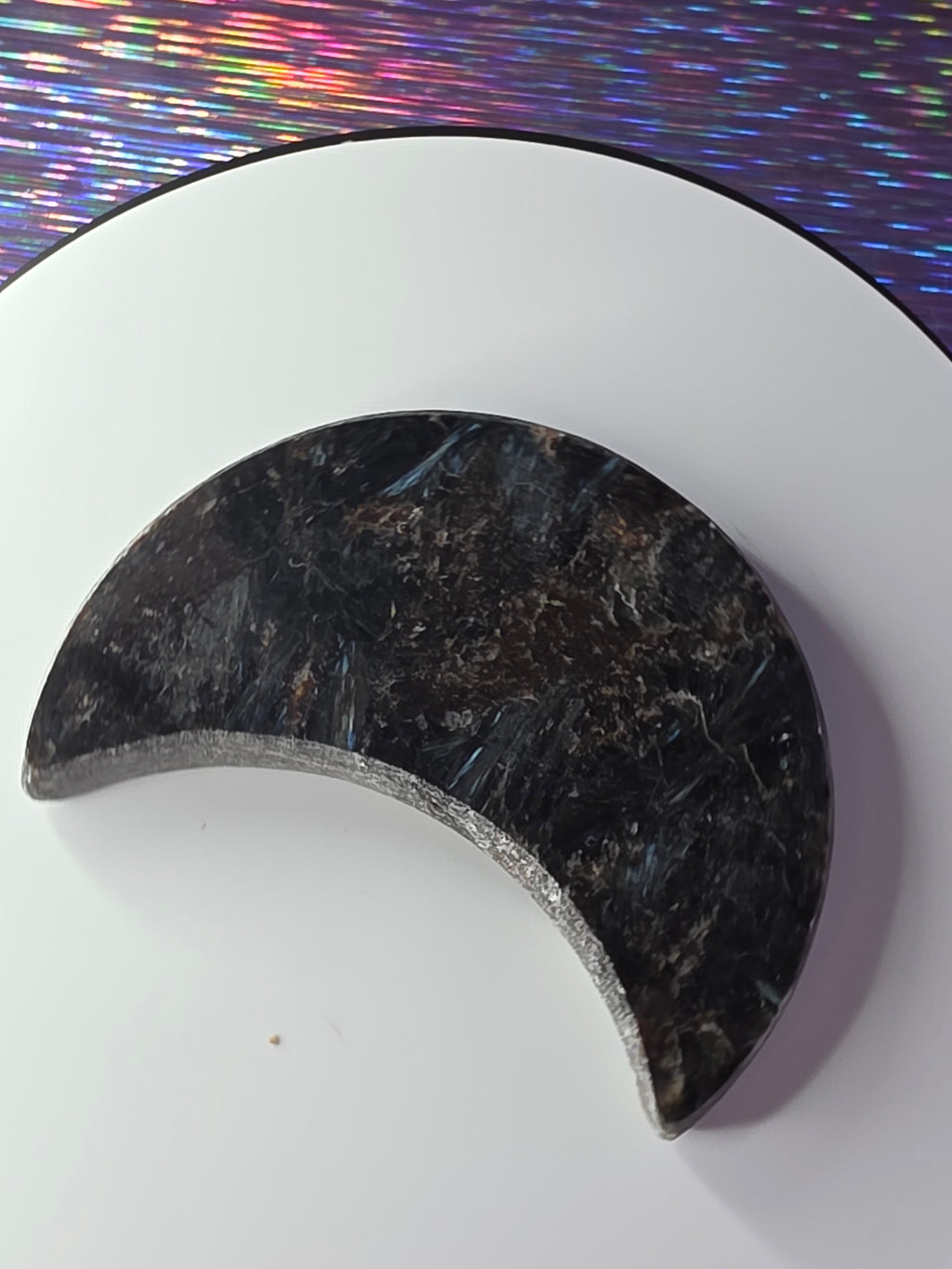 Arfvedsonite with Garnet Moon B