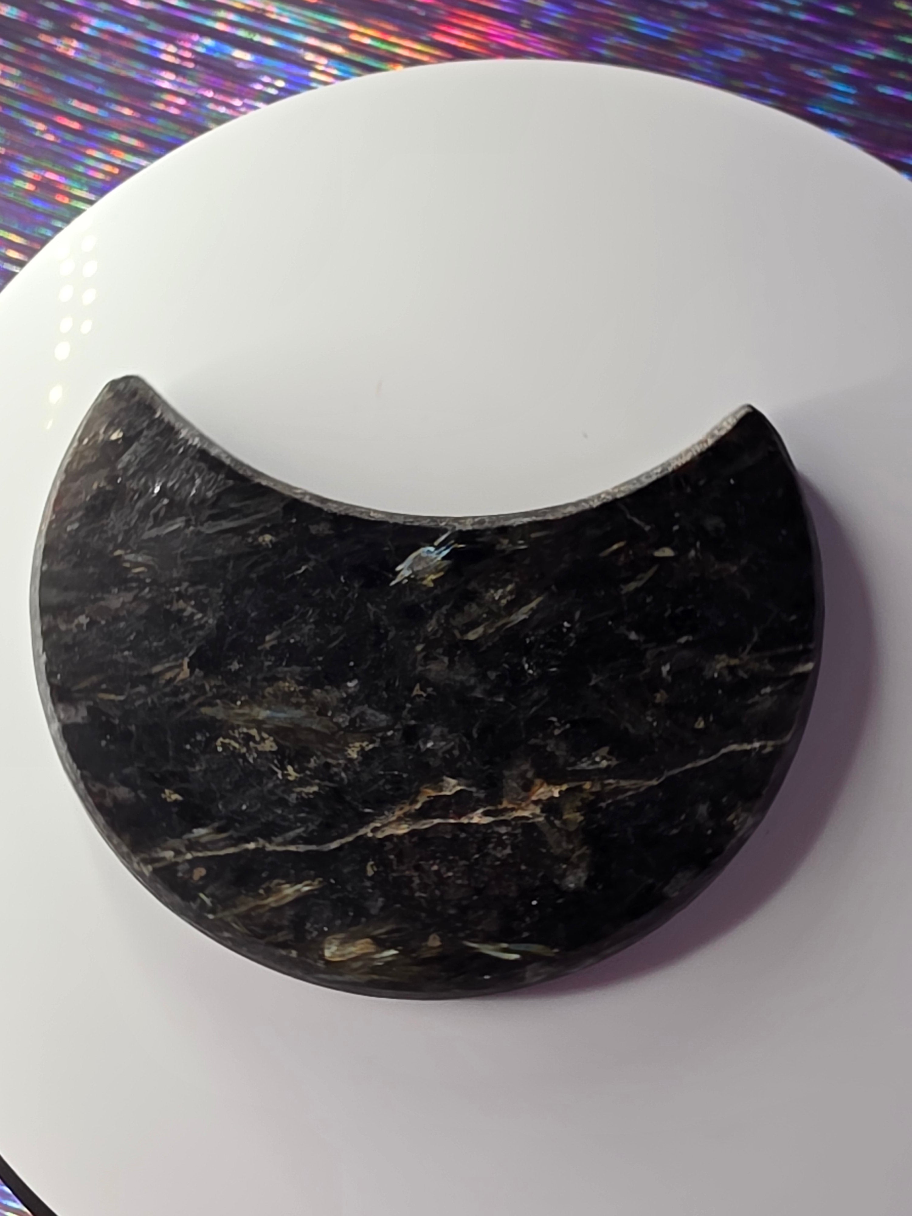 Arfvedsonite with Garnet Moon F