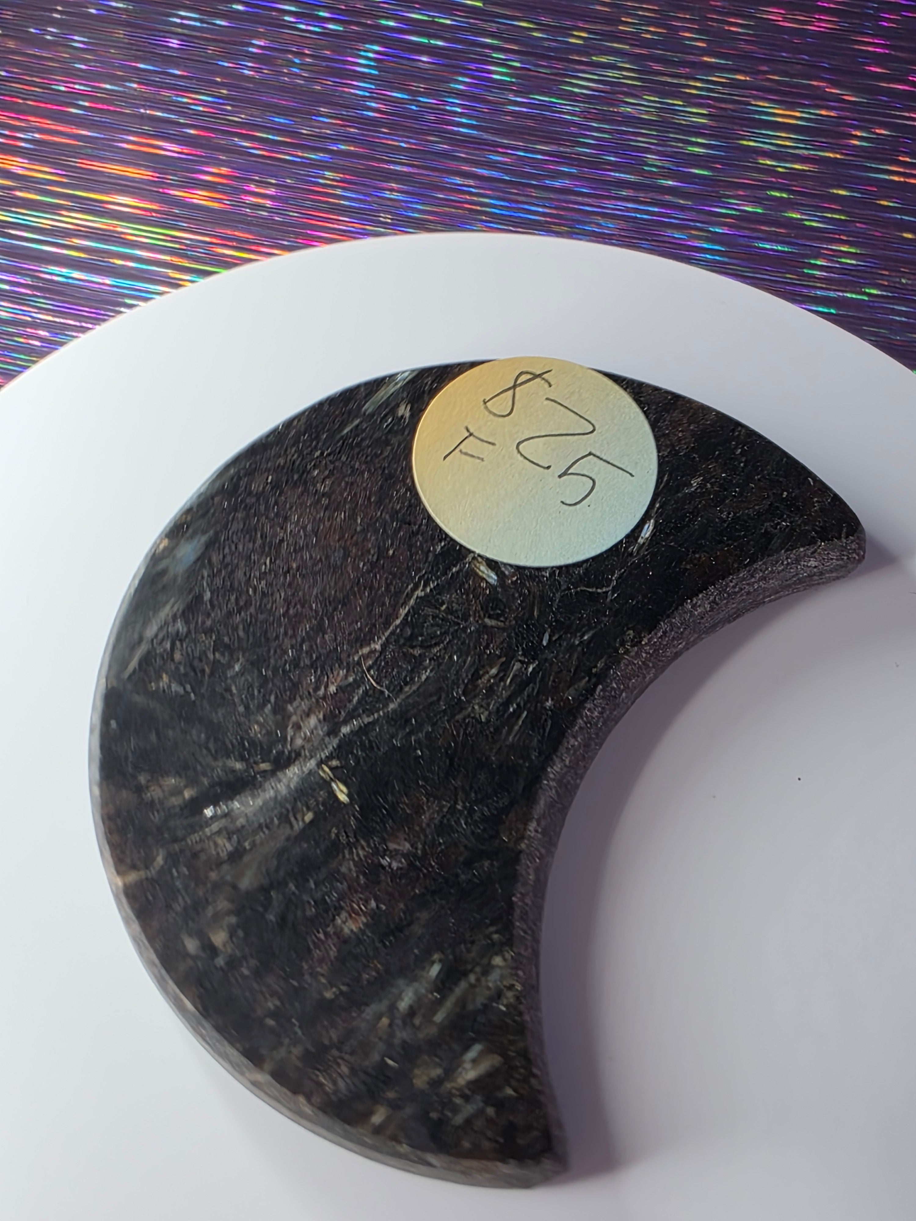Arfvedsonite with Garnet Moon F