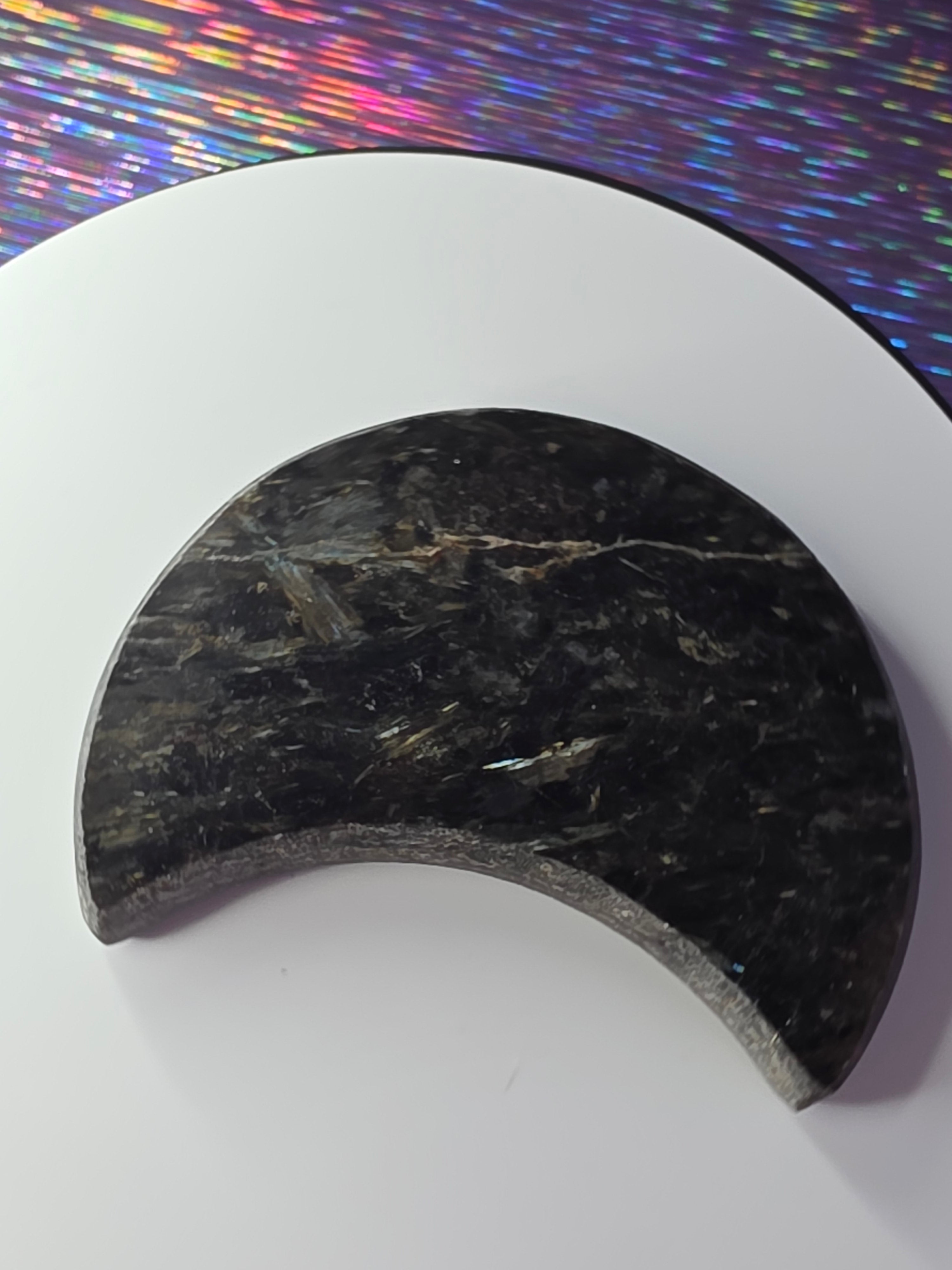 Arfvedsonite with Garnet Moon F