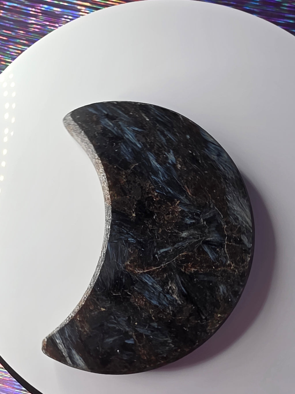 Arfvedsonite with Garnet Moon E
