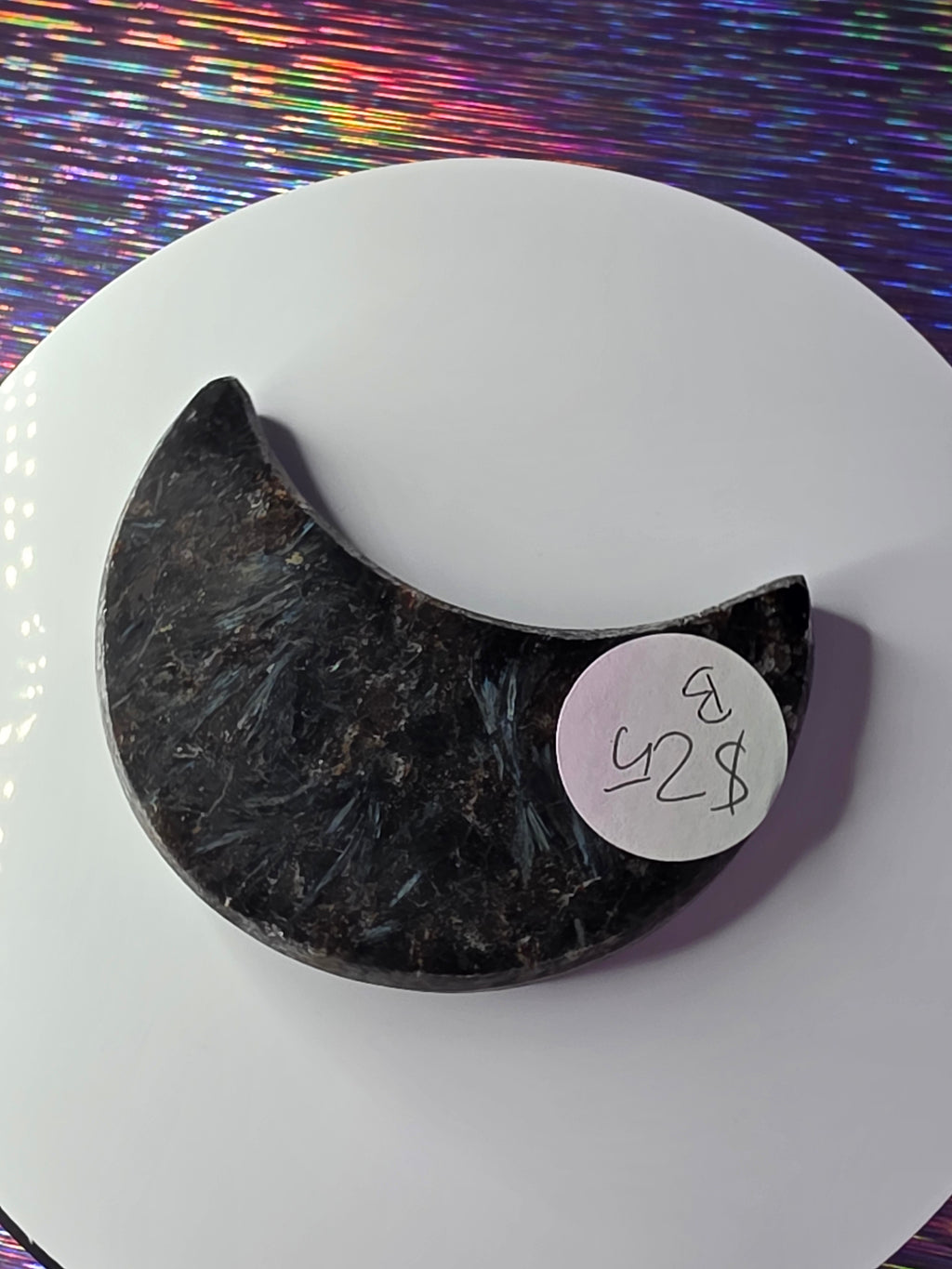 Arfvedsonite with Garnet Moon B