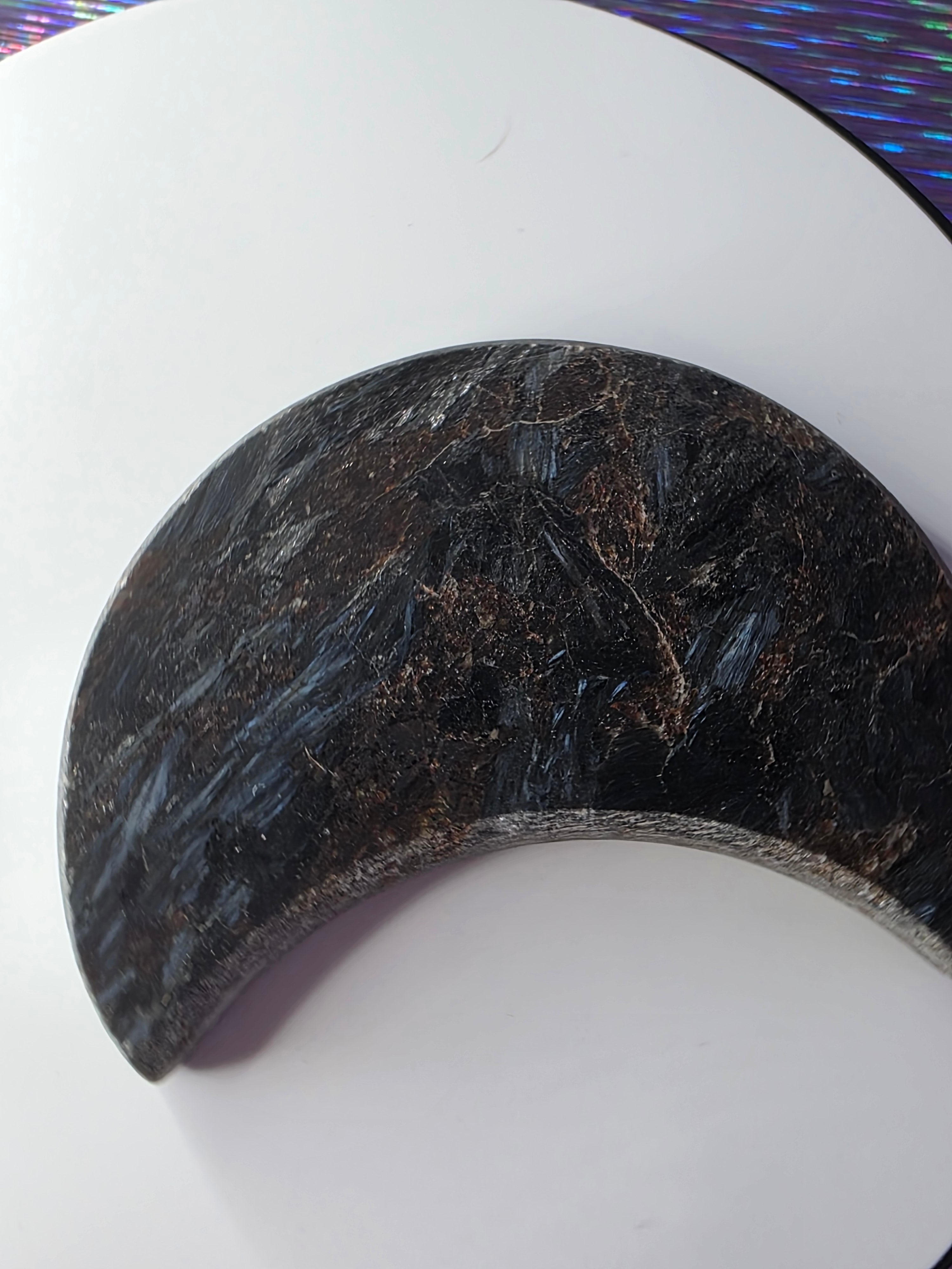 Arfvedsonite with Garnet Moon E