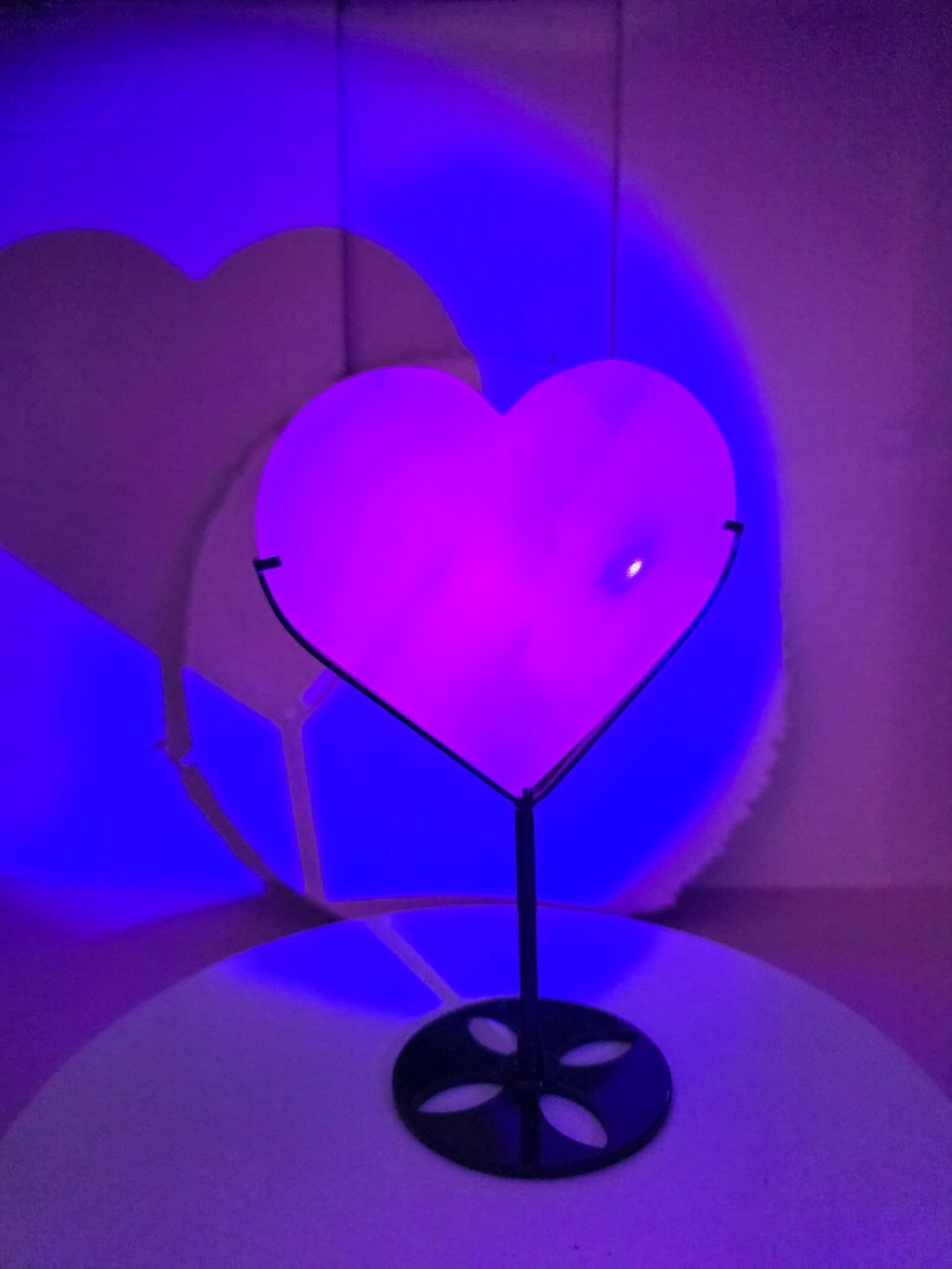 Mangano Calcite Heart on Stand