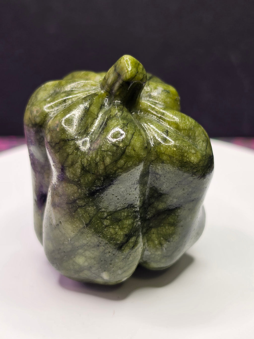 Nephrite Jade Bell Pepper