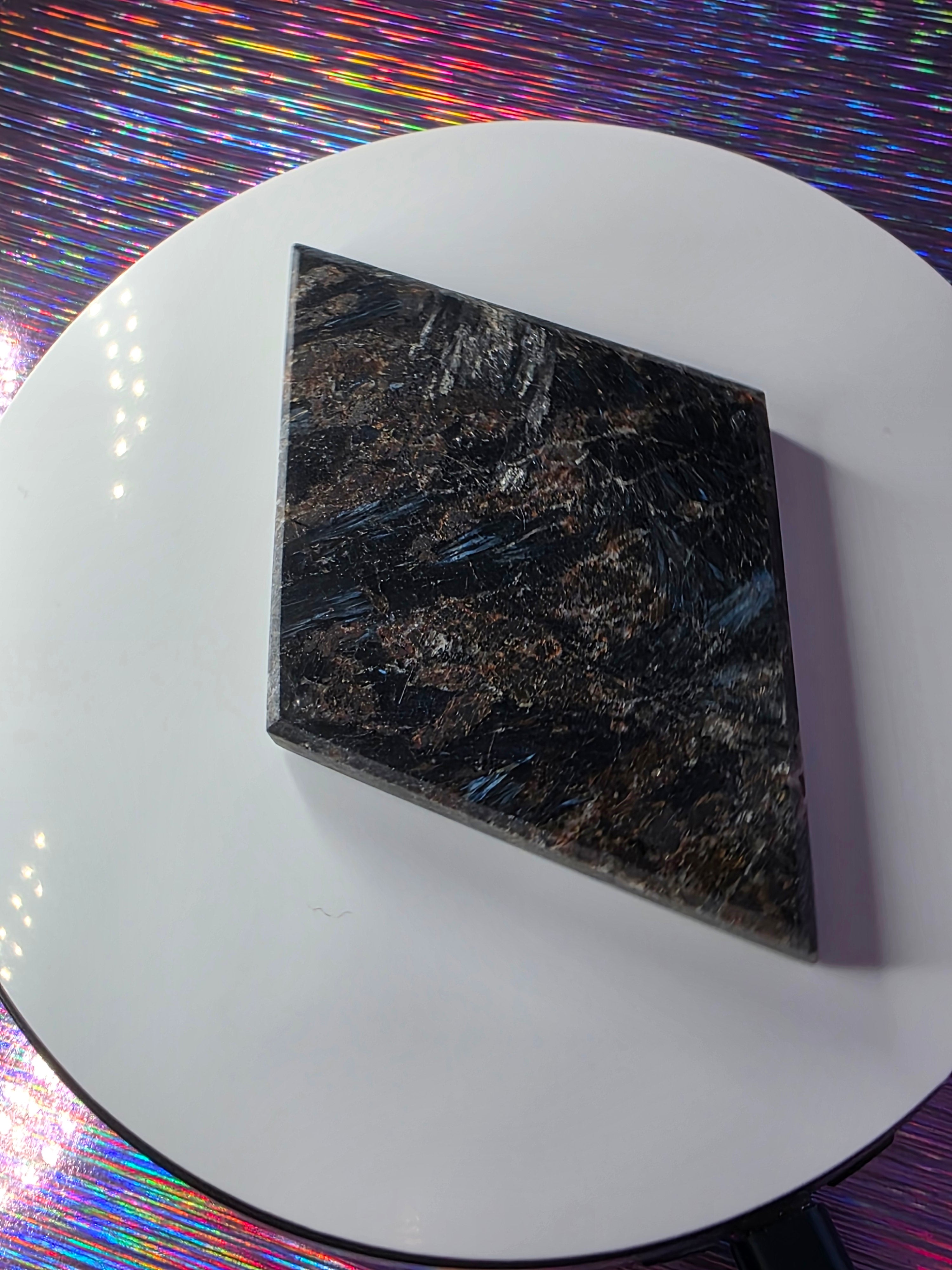 Arfvedsonite with Garnet Diamond B