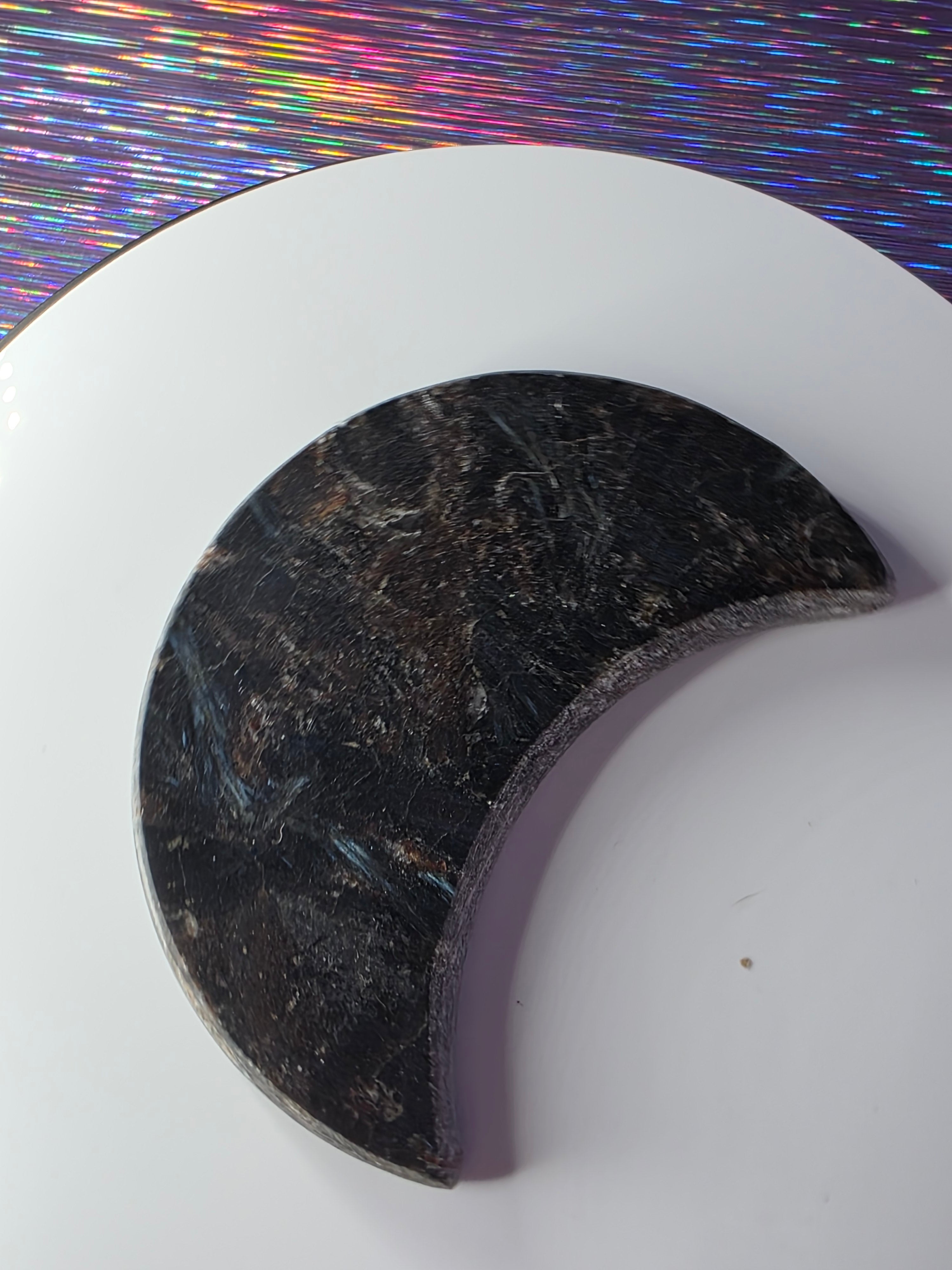 Arfvedsonite with Garnet Moon B
