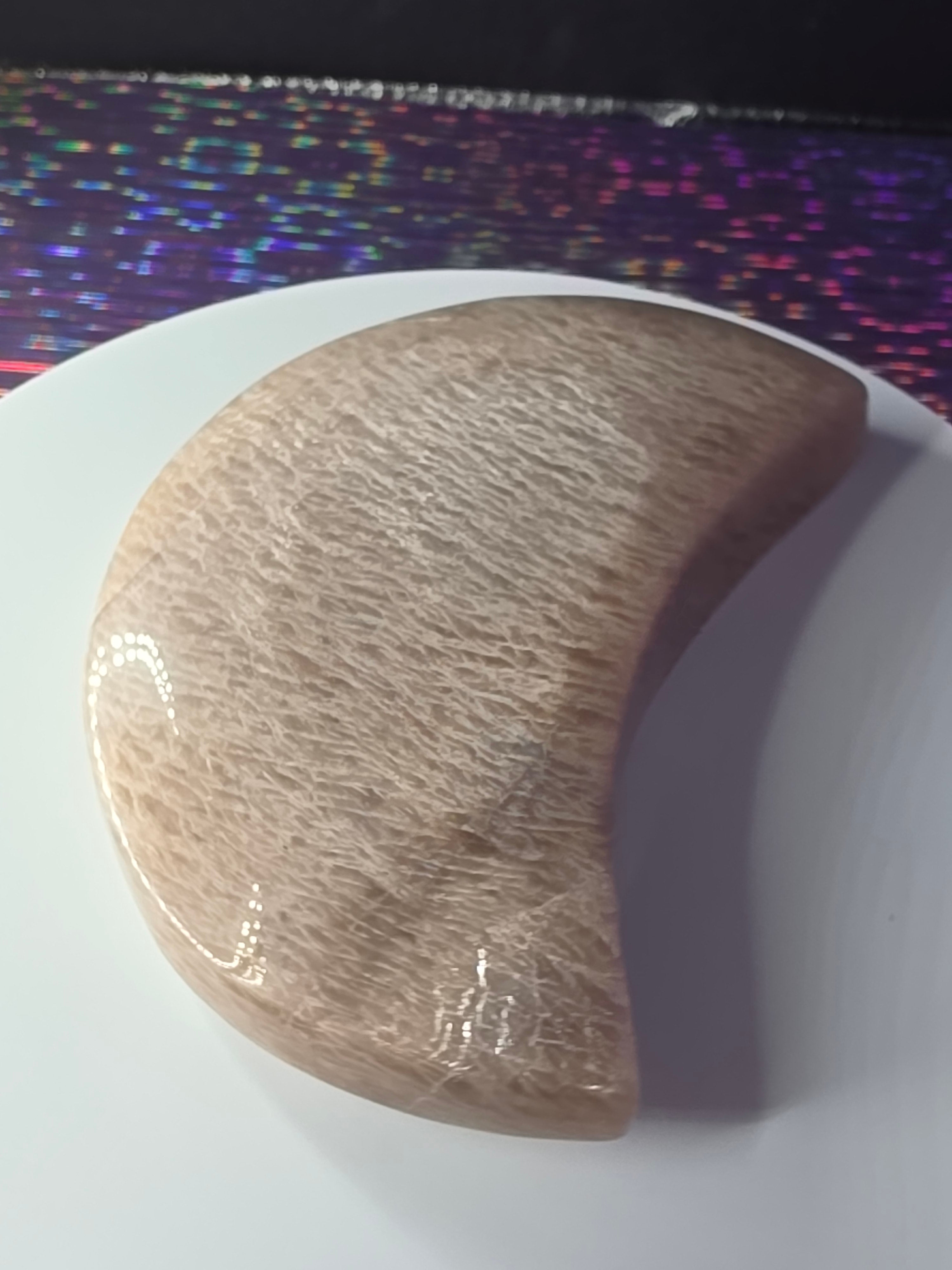 Peach Moonstone Moon B