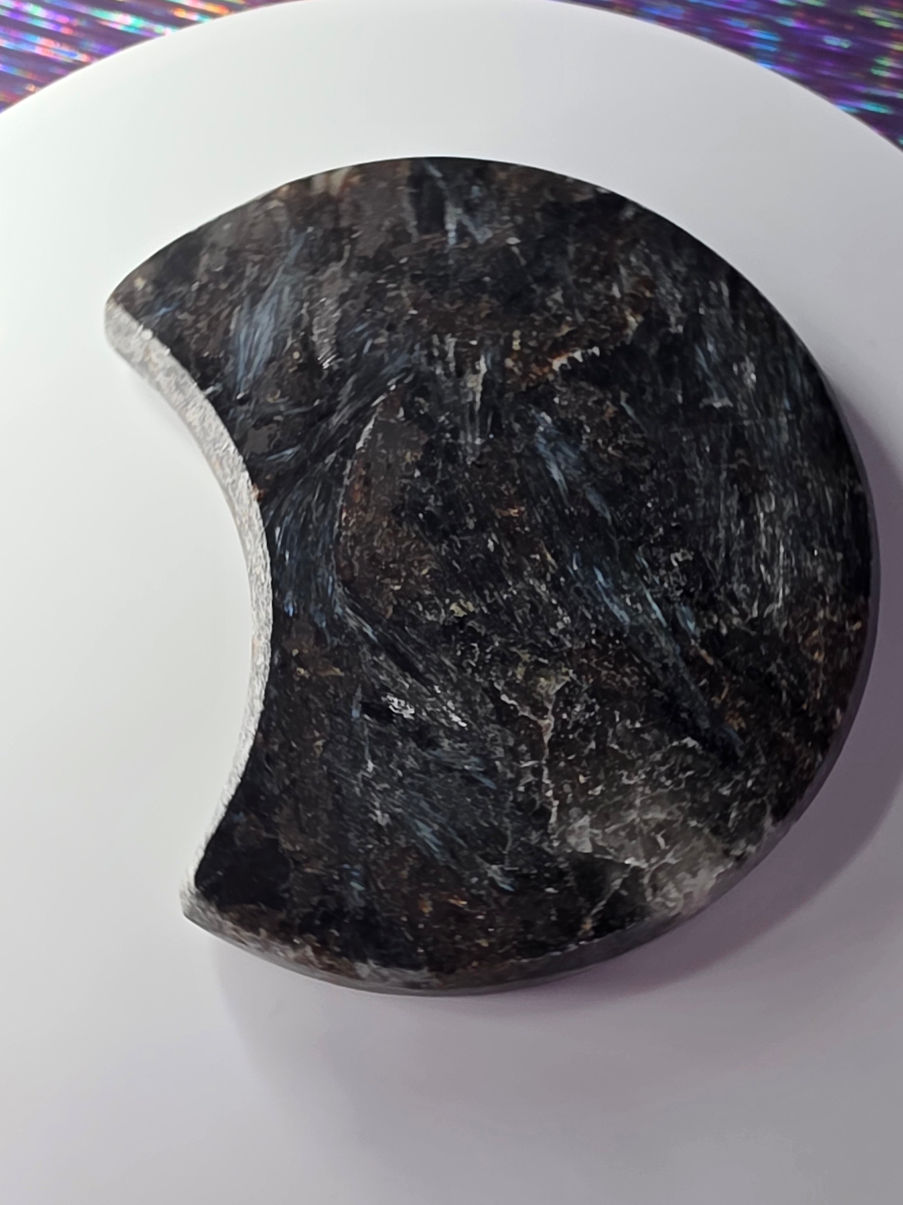 Arfvedsonite with Garnet Moon D